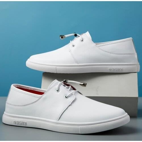 2020 Leather Shoes Men Casual Loafers Breathable Light Shoes New Fashion Mens Fashion Sneakers Men White Shoes