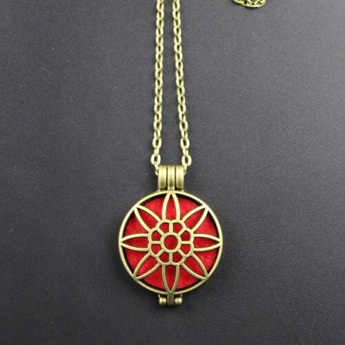 New Aroma Aromatherapy Diffuser Necklace,Sun Flower Open Locket Pendant Perfume Bohemian Necklace Jewelry,7PC Random Color Pads