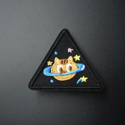 Cat Size: 4.9x5.7cm Iron On Patches Sewing Embroidered Applique for Jacket Clothes Stickers Badge DIY Apparel Accessories
