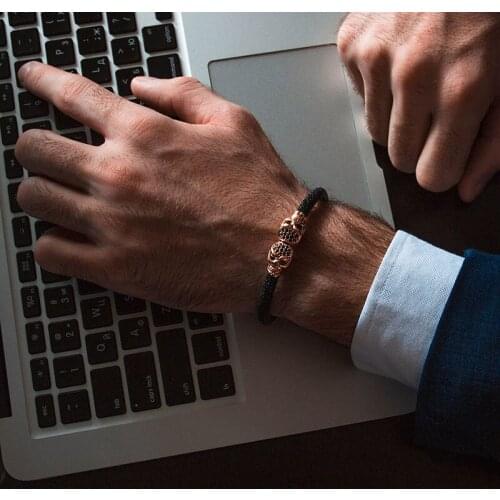 2019 New Charm Bracelets Mens Black Stingray Bracelet With Rose Gold Color Skull Beads Fit For Luxury Brand Watch Accessories