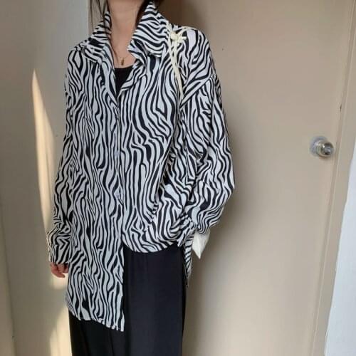 Korean style Long sleeve blouse womens loose StripeThin Shirt Autumn tops 2021 Casual Girls Outwear Coats(N0258)