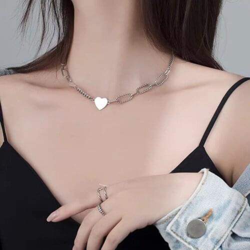 Retro Silver Plated Love Pendant Thick Chain Splicing Chain Necklace Hip Hop Style Womens Party Jewelry Trend Girl Necklace