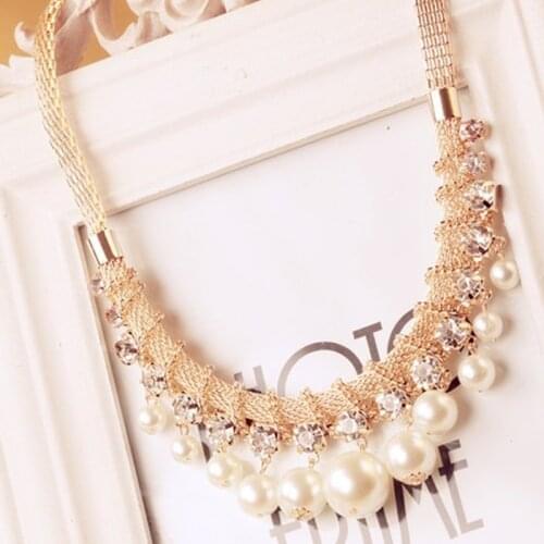 Famous brand European pop exaggerated women beaded statement necklace female short simulated pearl girlfriend gift goddess