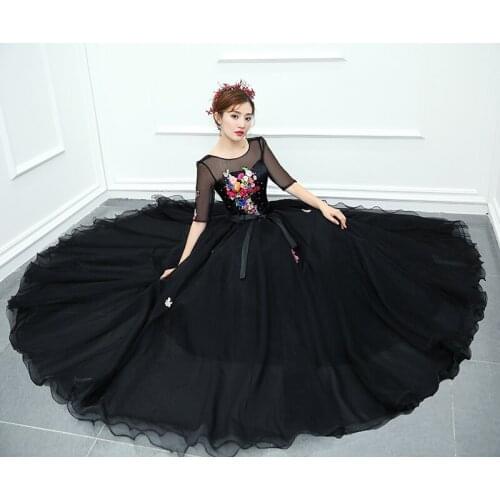 Black half sleeve veil ball gown dress Renaissance Gown queen dress Victorian/Marie Antoinette Belle
