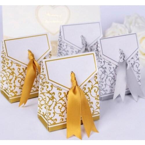 New 10pcs Creative Golden Silver Ribbon Wedding Favours Party Gift Candy Paper Box Cookie Candy gift bags Event Party Supplies#1