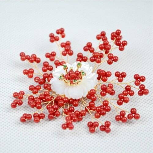 Red Coral Shell Flower Pin Brooch Luxury Fine Jewelry For Women Girls Copper Wire Cluster Brooch Gift Party Wedding Accessories