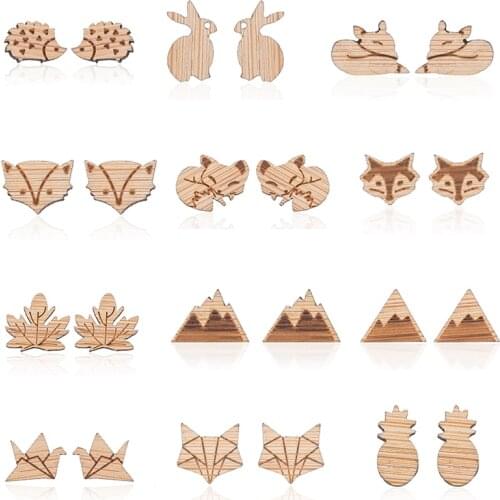 Yiustar Hedgehog Button Stud Earrings For Women Wooden Cute Korean Animal Brown Earrings Fashion Jewelry Small Animal