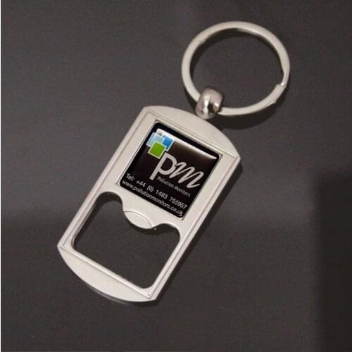 100pcs Corporate Giveaway Promotional Gift Metal Keychain Keyring Beer Bottle Opener Custom Logo with Square Epoxy Resin Sticker