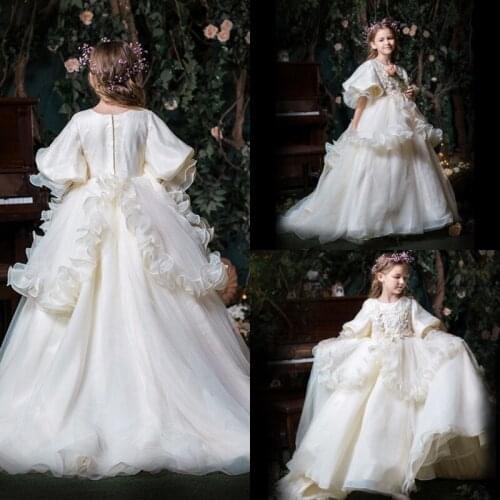 2019 Latest Flower Girls Dresses Jewel Lace Appliques Girls Pageant Gowns Sweep Train First Communion Dress vestidos