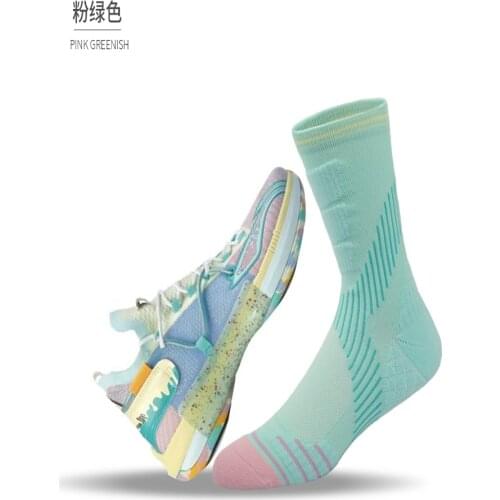 Super Elite Mens Sports Socks Cycling Basketball Running Sports Socks Summer Hiking Ski Tennis Men Women Cycling Skid