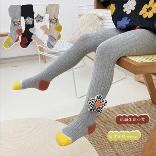 Girls' pantyhose spring and autumn stitching small flower jewelry new knitted childrens pantyhose girls cotton bottoming socks