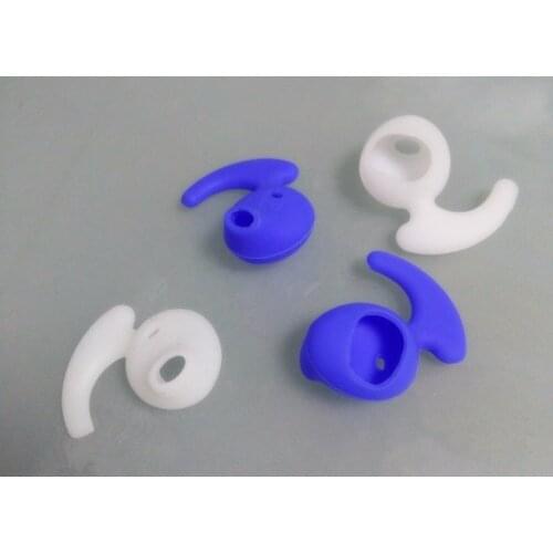 2 Pairs Silicone Replacement Ear Buds Tips Earbuds Eartips Repair Parts for Samsung S7 S6 Edge G9200 G9250 Note5 in-ear Earphone