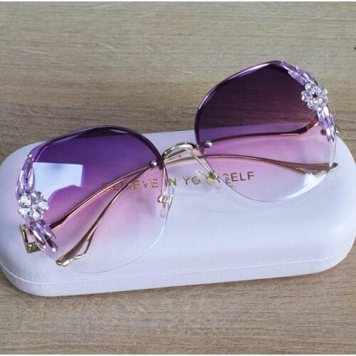 2021 new gradient diamond rimless Sunglasses Womens round face original design handmade Sunglasses