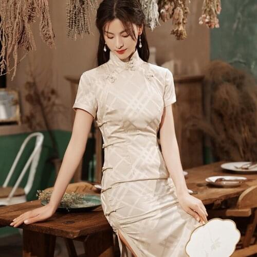 New Women Chinese Style Short Sleeve Cheongsam Oriental Slim Long Sexy High Split Qipao Plus Size 3XL