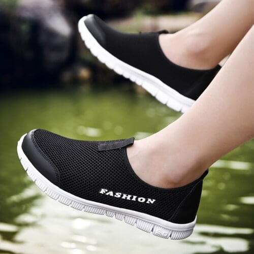 Women Sport Shoes Breathable Mesh Lace-Up Casual Outdoor Gym Shoes Non-silp Tennis Shoes For Man Ladies Lightweight Sneakers