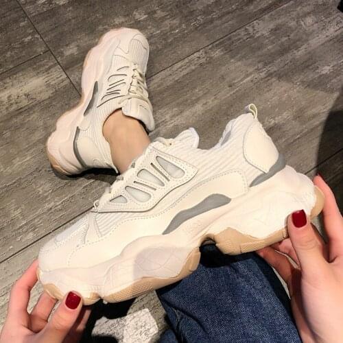 Womens shoes 2020 autumn new Korean version of wild students thick bottom sports small white shoes women casual shoes