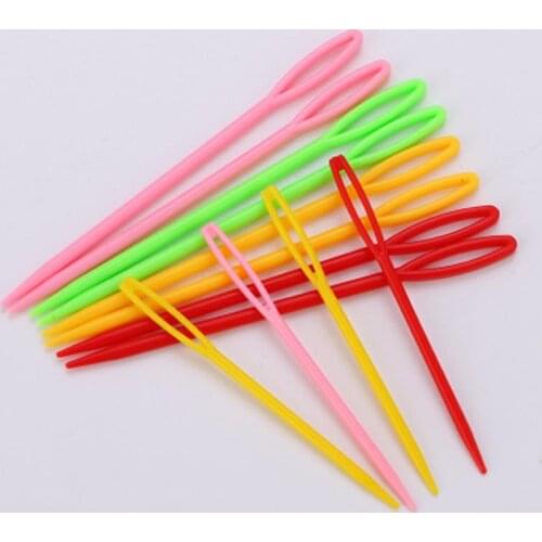 6Pcs Plastic Sewing Needles Crochet Hook DIY Sweater Weaving Tool Tapestry Knitting Needles DIY Wool Yarn Needle