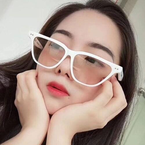 2019 Vintage Classic Sunglasses Women Plastic Large Frame Sun Glasses Classic Retro Outdoor Oculos De Sol Gafas UV400