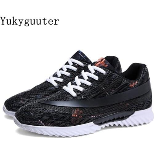 Men Running Shoes Sports Sneakers Breathable 2018 Summer Walking Mesh Shoes Men Athletic Lace Up High Quality Comfortable