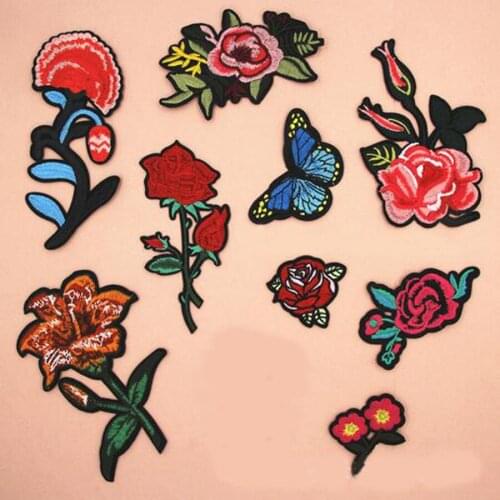 1X Fabric Embroidered Flower Snake Patch Clothes Stickers Bag Sew Iron On Applique DIY Apparel Sewing Clothing Accessories BU41
