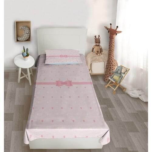 Çocuk odası yatak örtüsü kurdale kalp pembe beyaz yatak örtüsü