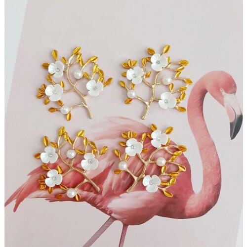 2 pcs/lot Alloy Creative Gold Pearls Rhinestone Buttons Ornaments Earrings Choker Hair DIY Jewelry Accessories Handmade