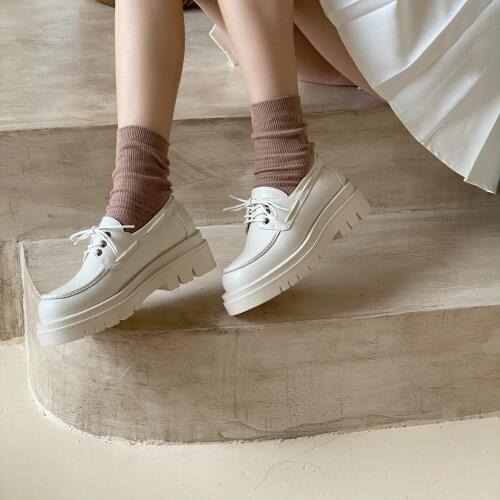 Osunlina 2021 Womans Flats Low Heels Thick Bottom Platform Round Toe Lace Up Handmade White Real Cow Leather Casual Lady Shoes