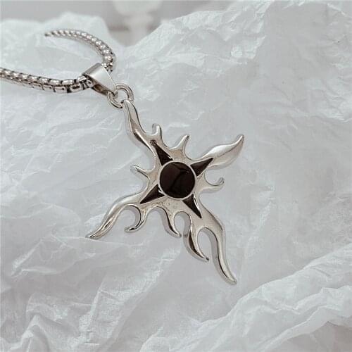Korean Fashion Stainless Steel Color Hip Hop Personality Necklace For Women Sun Flower Pendant Necklace Men Jewelry On The Neck