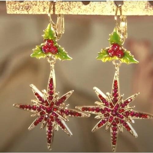 2020 Wholesale Star of Wonder Holly Berry Earrings Christmas Jewelry for Women Girl Gift Fun Holly Leaf and Berries Earrings