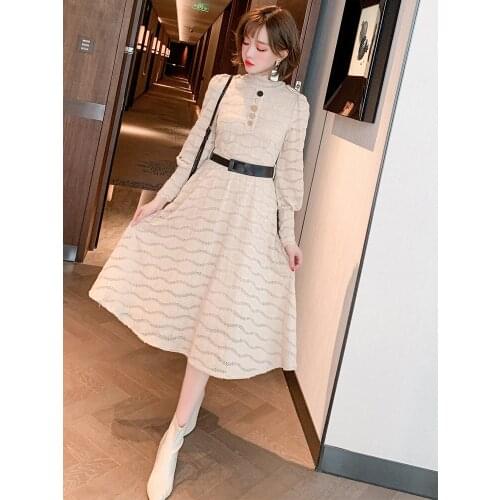 Retro high neckline hollow out embroidery pattern belt swing dress womens winter new High Quality New Fashion