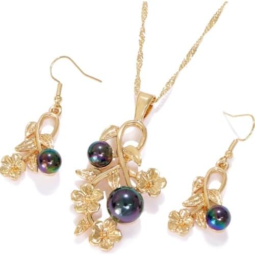 KOMi Polynesian Hawaiian Samoa Marshall Style Glass Pearl Charm Flower Pendant Necklace Pendant Dangle Earrings Set