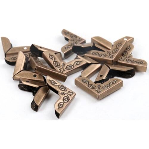 Metal Corners For Books Scrapbooking Photo Albums Menus Corner Protectors Metal Crafts DIY Ornament 20x20x4mm 20pcs MZ350