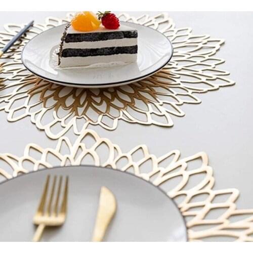 PVC Hollow Heat Insulation Coaster Pads Table Bowl Mats Home Christmas Decor Heat Resistant Non-slip Placemat for Dining Table