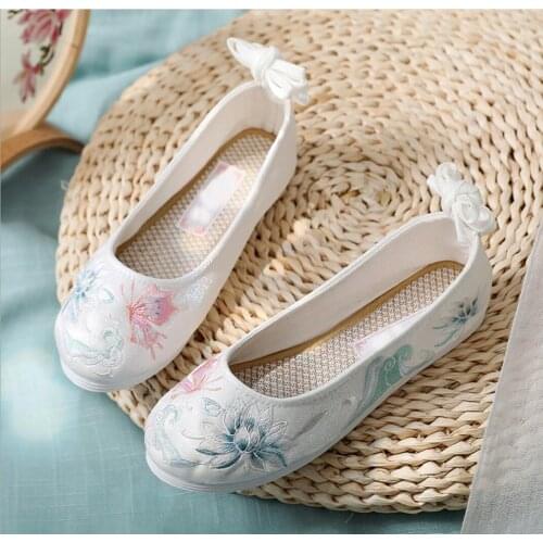 Luxury Designer Sneakers Women Casual Breathable Sport Shoes Lace Up Loafers Ladies White Sneakers Outdoor Walking Running Shoes