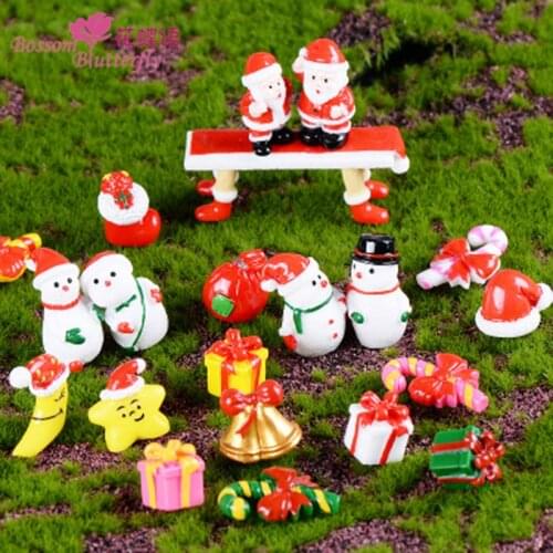 Santa Claus Snowman Moon Star Hat Gift Box Style Garden Christmas Miniature Resin Decoration Micro Landscape Ornament 1PC