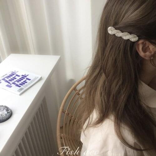 Korea Dongdaemun temperament hairpin one word clip girl elegant ink pattern twist side clip spring bangs clip