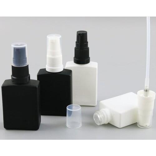 360 x 30ml Travel Refillable Flat Square Matt Black White Glass Essence Oil Bottle with Pump 1oz Shampoo Glass Container