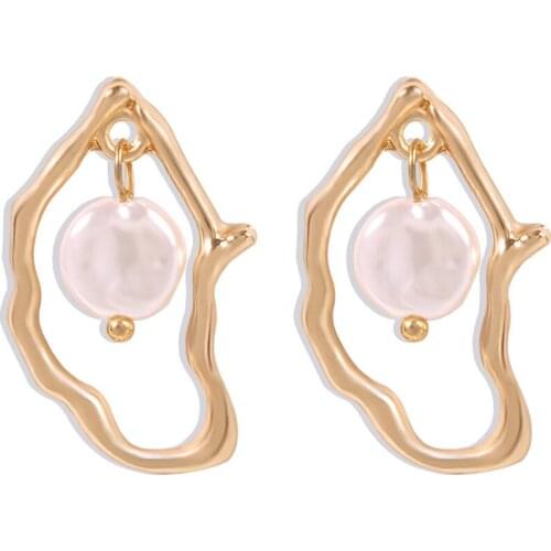 Pearl Earrings 2021 Trend Fashion Jewelry New Design Gold Plated Irregular Hollow Stud Earrings For Women Girls Accessories