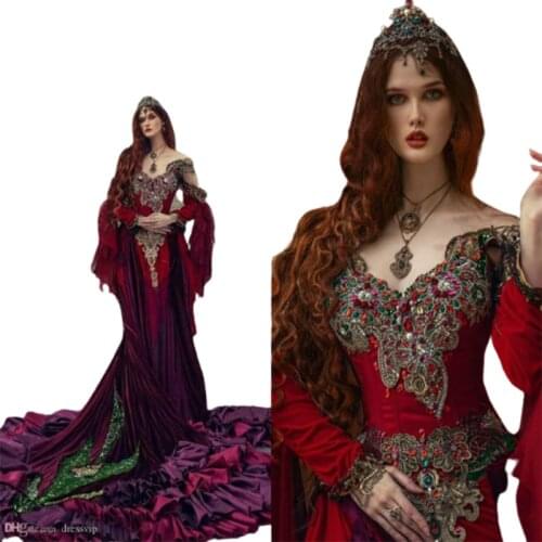 New red Woman Vintage Costumes 18th Duchess Retro medieval Renaissance Reenactment Theatre Civil war Victorian dress D-686