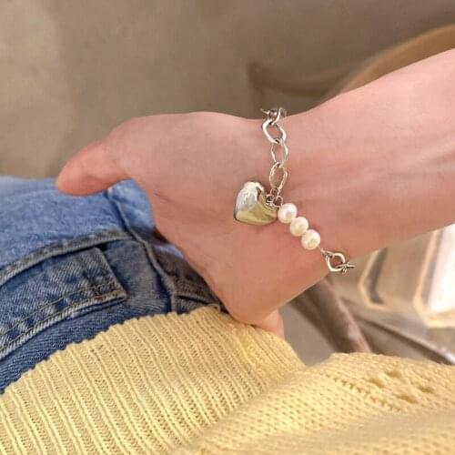 Korean Fashion Summer Pearl Bracelets for Women Imitation Pearl Bracelet Charm Beaded Love Bracelet Jewelry Gift Pulseras Mujer