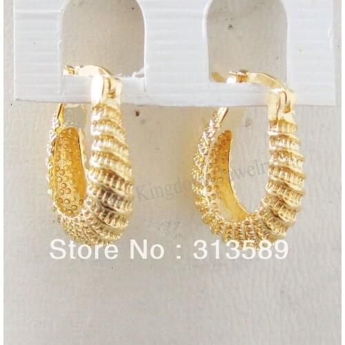 MIN ORDER 10$/Can mix design/NEW CUTE PATTERN - YELLOW GOLD GP SOLID FILL OVERLAY HUGGIE HOOP 0.83" EARRING/GREAT GIFT
