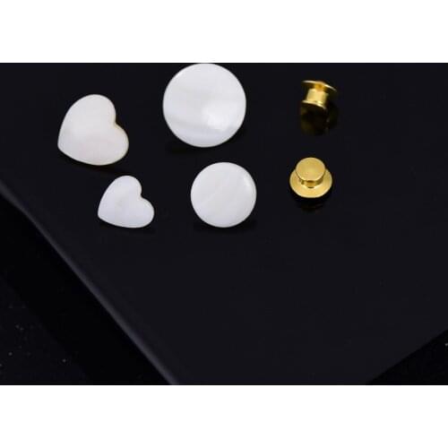 Simple natural round or heart shell anti exposure pin brooch sweater cardigan collar safety pin jewelry accessories