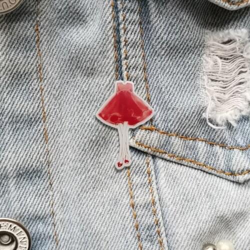 RSHCZY Red Dress Brooch Vintage Acrylic Badges Cartoon Lapel Pins For Backpacks Hat Shirt Jewelry Gift Scarf Buckle