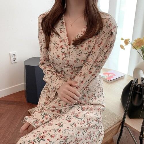 Women Summer V Neck Elegant Sweet Long Sleeve Floral Long Dress with Buttons High Waist Pullover Dresses