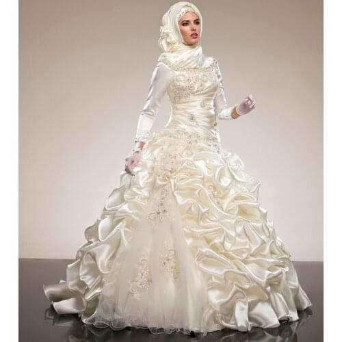 Saudi Arabia Long Sleeve Muslim Ball Gowns vestido de noiva Ruffles Crystal Beading bridal Gown 2018 mother of the bride dresses