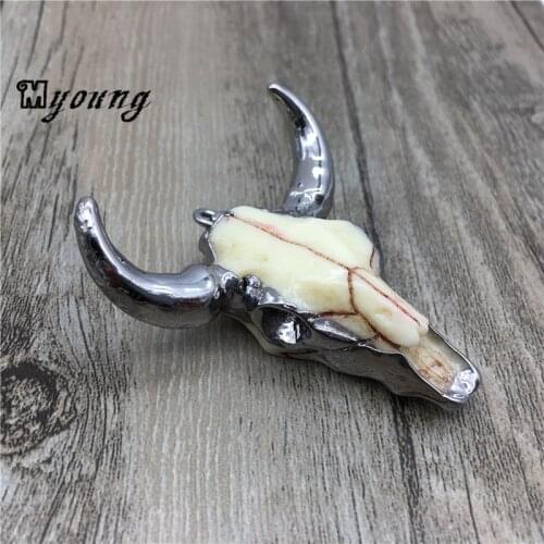 Bull Skull Pendant, Buffalo Cattle Skull Pendant with Silver Electroplated Trim-Longhorn Cattle Skull Charm 45*50 mm MY1461