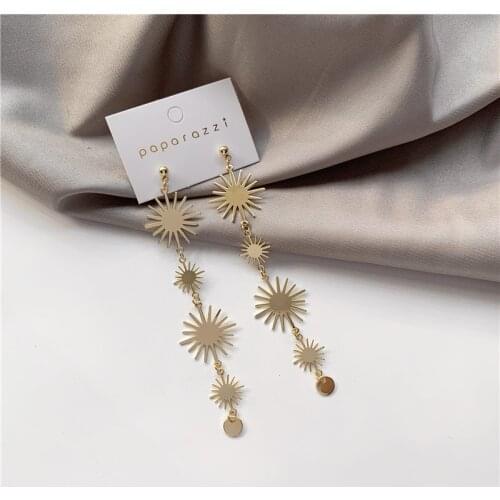 Korean Style Temperament Simple Ins Elegant No Hole Earrings Personality Long Sun Flower Clip on Earrings for Women Party Gifts