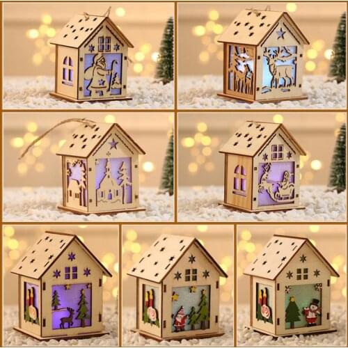 LED Wooden Hanging Cabin S M L Christmas Hanging Decorative Pendant Wood House Pendant Christmas Ornaments SN3528