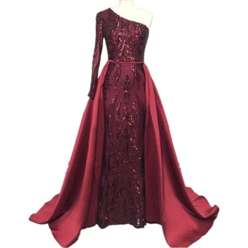 Shwaepepty 2020 Elegant Arabic Women One Shoulder Burgundy Lace Applique Formal Evening Dress With Detachable Train Party Gowns