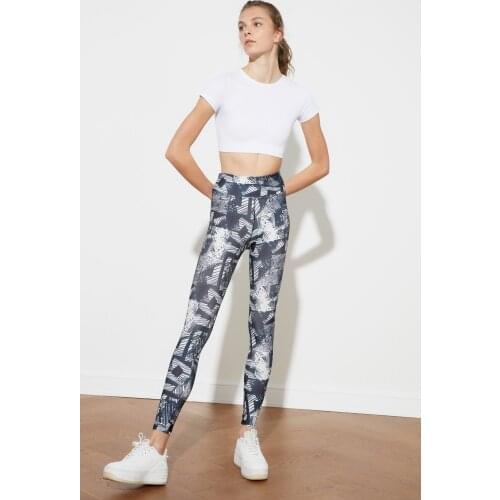 Trendyol Patterned Fitness Leggings TWOSS20TA0089